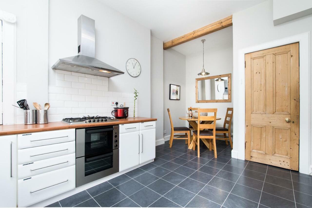 Beautiful, Traditional 2 Bedroom Main Door Flat Edinburgh Ngoại thất bức ảnh